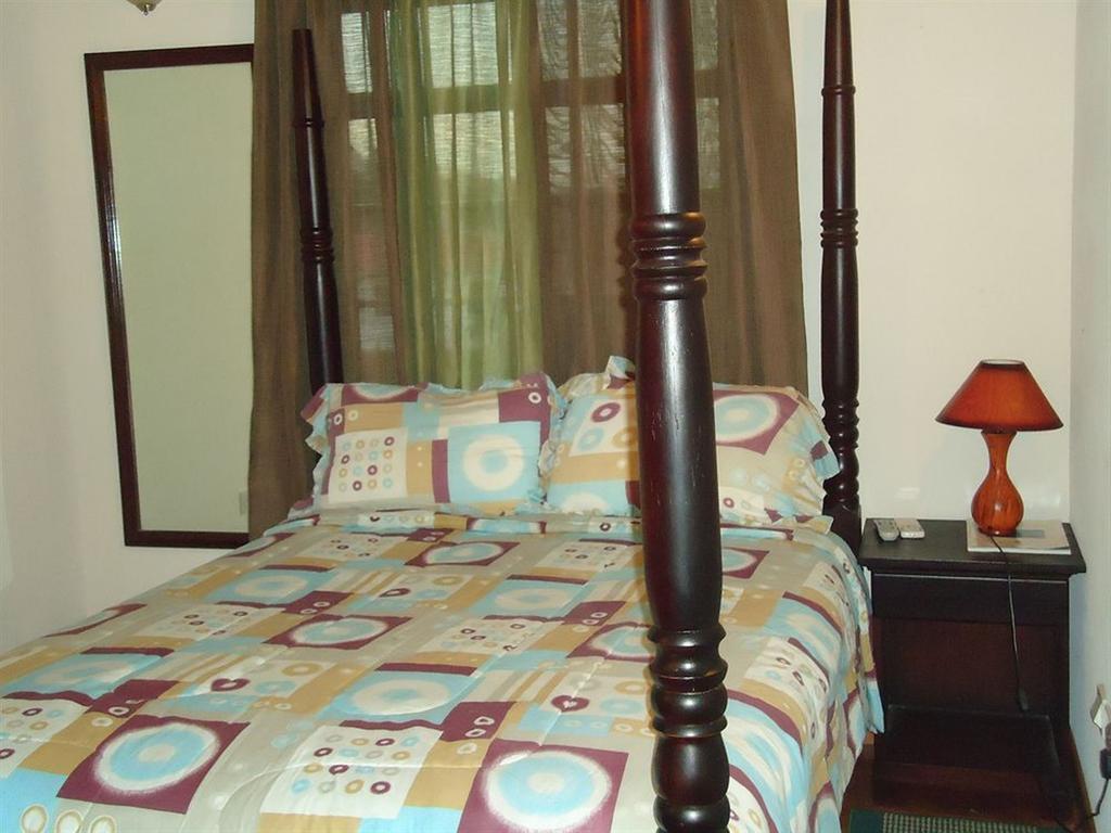 Augusta'S Apartments Rodney Bay Zimmer foto